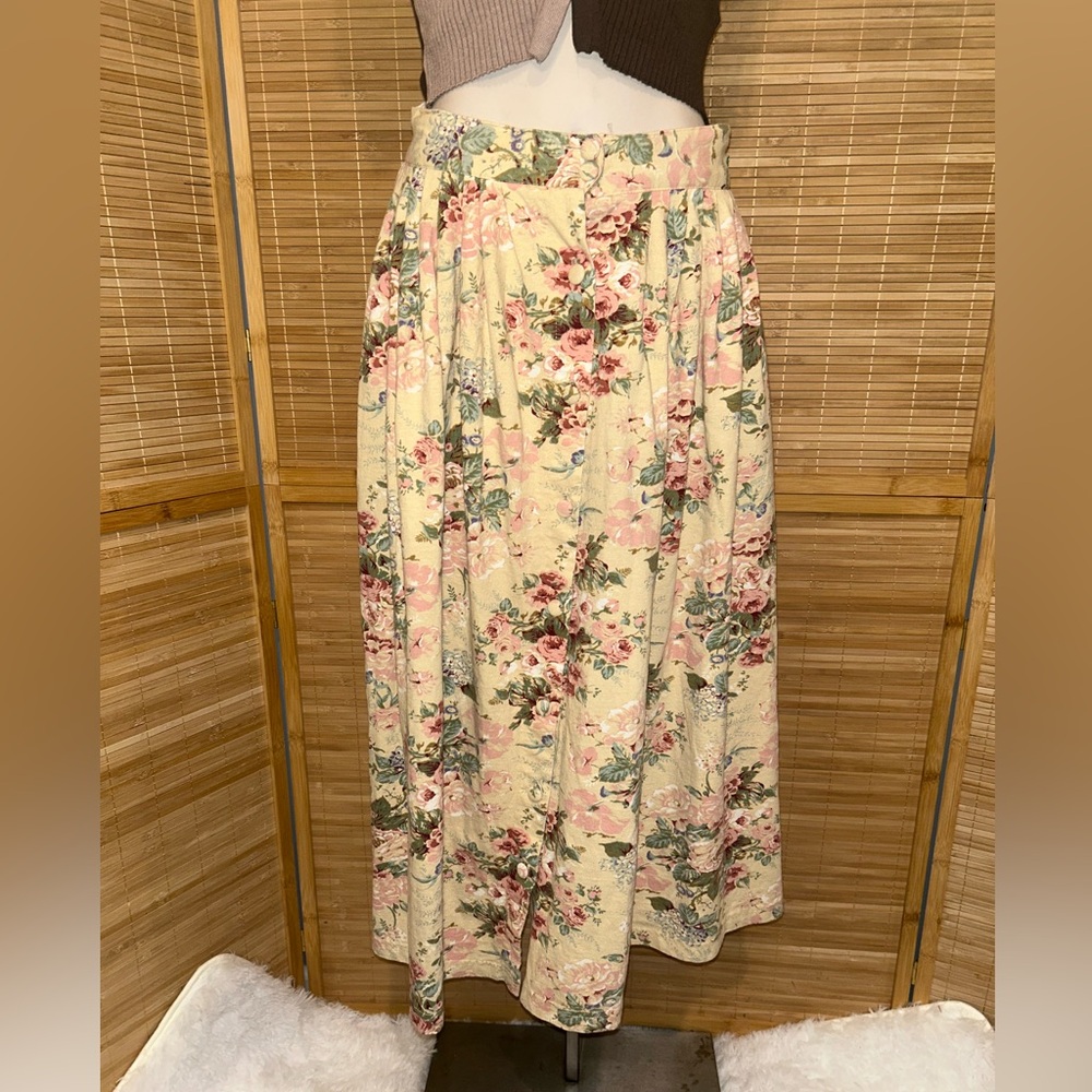 Vintage New Look floral button down maxi skirt woman’s medium